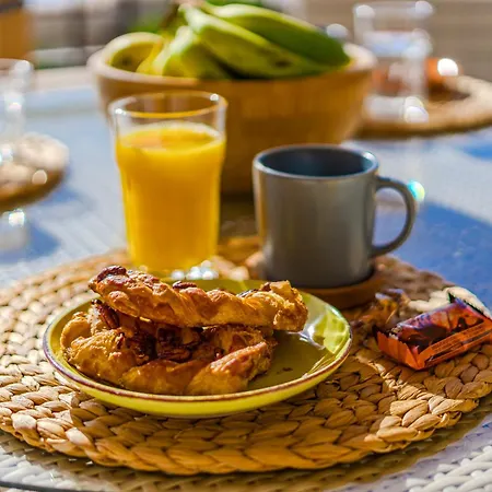 Hermitage Homes Rpla アパート *